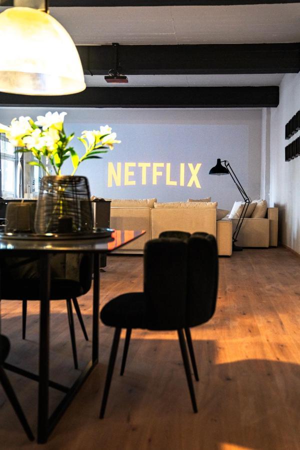 Design Loft - 200Qm2 - Heimkino - Bestlage - Parkplatz Βιζμπάντεν Εξωτερικό φωτογραφία